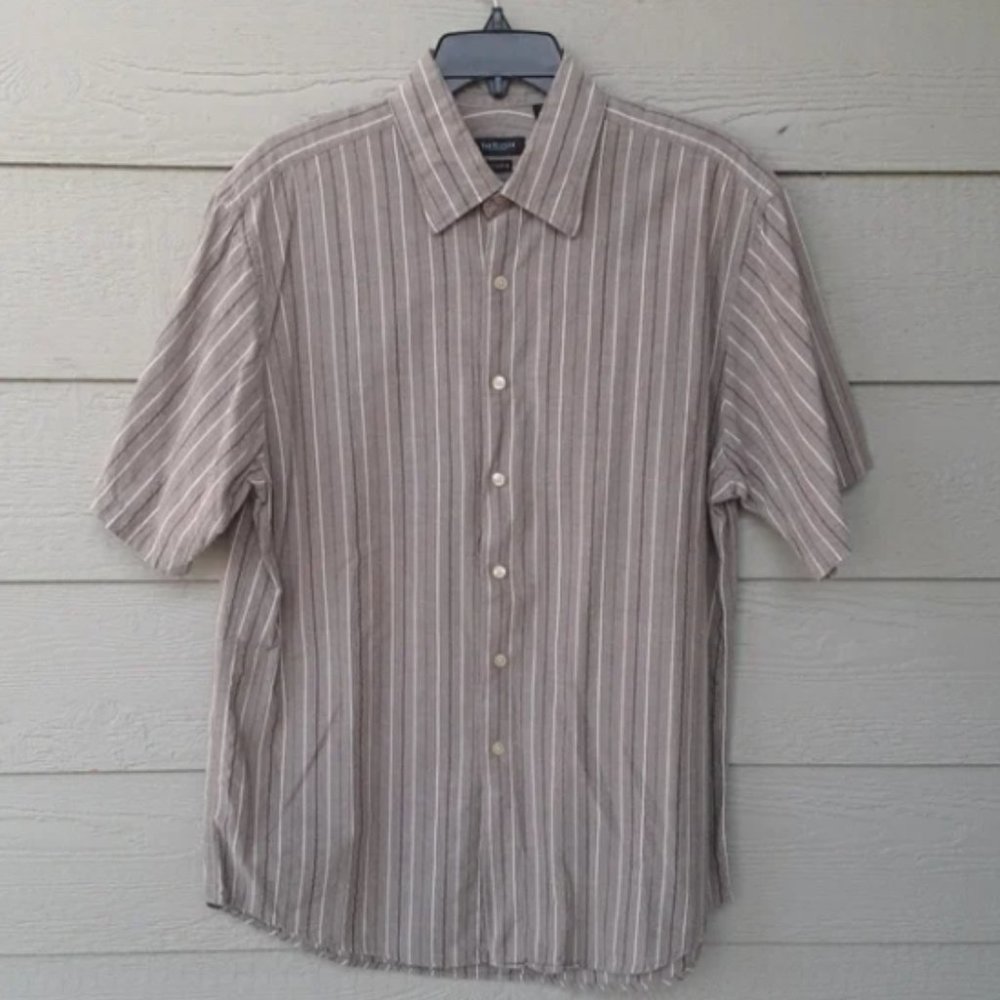 MEN'S Bundle of Two Short Sleeve Van Heusen Studio Shirts - Picture 3 of 7